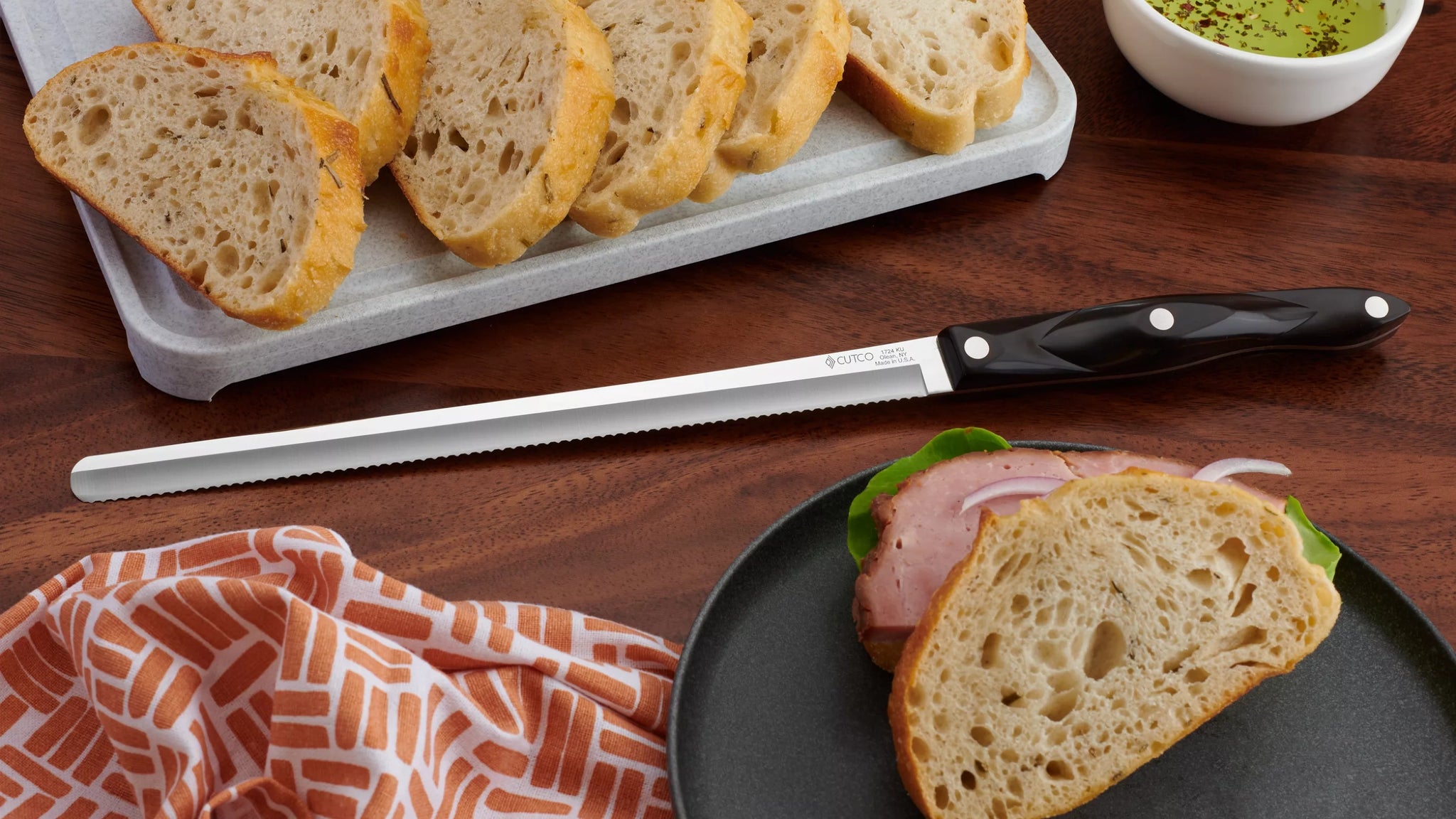 Cutco bread knife