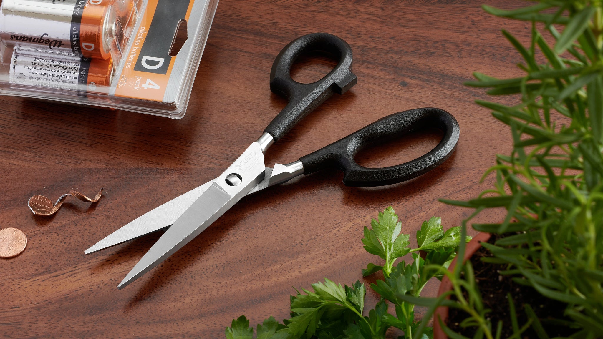 A super gift for a super girl! Cutco Super Shears make a perfect gift for  her for any oc…